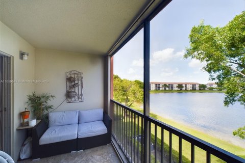 Copropriété à vendre à Pembroke Pines, Floride: 2 chambres, 126.72 m2 № 1380552 - photo 7