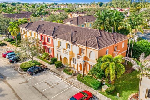Condominio en venta en Miramar, Florida, 2 dormitorios, 99.41 m2 № 967535 - foto 2