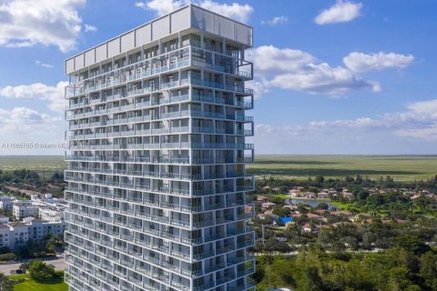 Купить кондоминиум в Санрайз, Флорида 2 спальни, 95.32м2, № 1385790 - фото 1