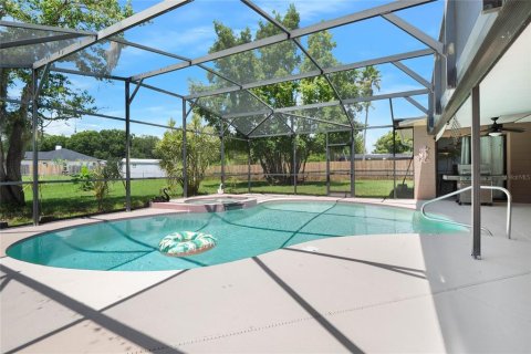 Casa en venta en Kissimmee, Florida, 5 dormitorios, 189.89 m2 № 1342277 - foto 23