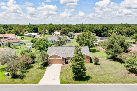 Villa ou maison à vendre à Kissimmee, Floride: 5 chambres, 189.89 m2 № 1342277 - photo 5