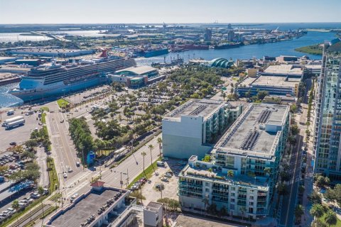 Condo in Tampa, Florida, 1 bedroom  № 1342343 - photo 28