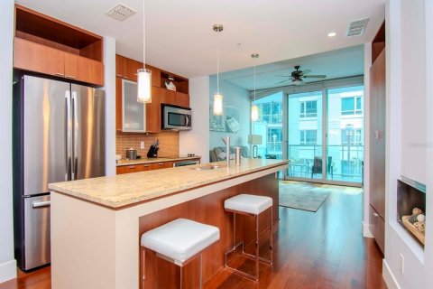 Condominio en venta en Tampa, Florida, 1 dormitorio, 86.77 m2 № 1342343 - foto 4