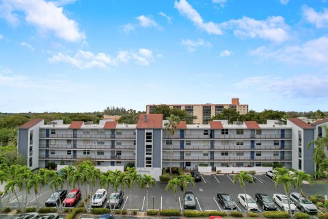 Condo in Delray Beach, Florida, 2 bedrooms  № 1014126 - photo 12