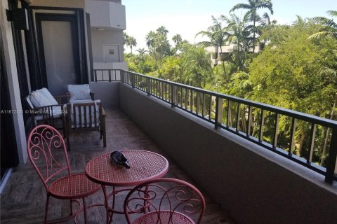 Condo in Key Biscayne, Florida, 3 bedrooms  № 1394228 - photo 5