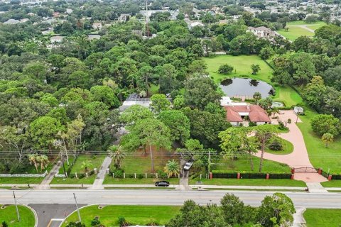 Terreno en venta en Seminole, Florida № 1326101 - foto 1