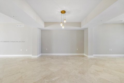 Condo in Sunny Isles Beach, Florida, 2 bedrooms  № 1189094 - photo 5