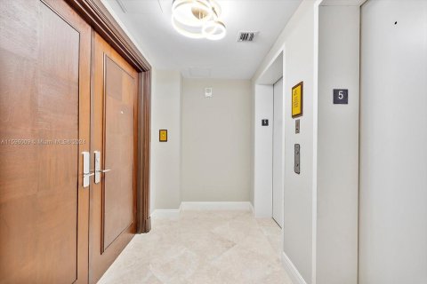 Copropriété à vendre à Sunny Isles Beach, Floride: 2 chambres, 167.04 m2 № 1189094 - photo 2