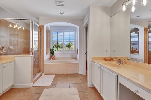 Casa en venta en Delray Beach, Florida, 4 dormitorios, 230.77 m2 № 1189927 - foto 25