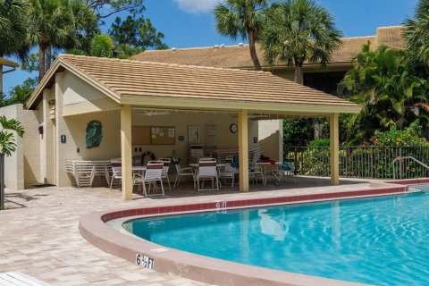 Condo in Sarasota, Florida, 2 bedrooms  № 509134 - photo 29