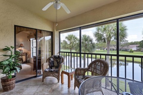 Condo in Sarasota, Florida, 2 bedrooms  № 509134 - photo 19