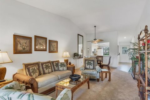 Condo in Sarasota, Florida, 2 bedrooms  № 509134 - photo 11