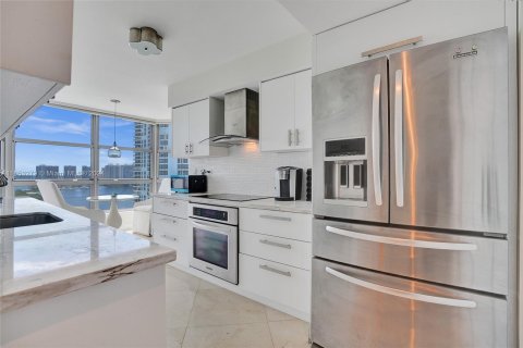 Condo in Aventura, Florida, 3 bedrooms  № 1347997 - photo 8