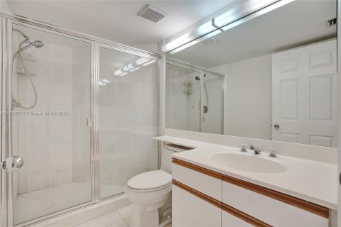 Condo in Aventura, Florida, 3 bedrooms  № 1347997 - photo 29