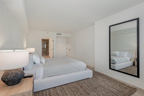 Condo in Miami Beach, Florida, 3 bedrooms  № 25594 - photo 16