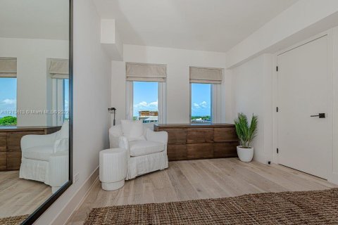 Condominio en alquiler en Miami Beach, Florida, 3 dormitorios, 109.62 m2 № 25594 - foto 14