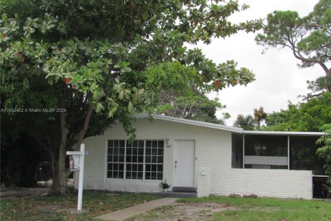 House in Fort Lauderdale, Florida 3 bedrooms, 91.42 sq.m. № 1348321 - photo 18