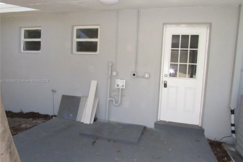 House in Fort Lauderdale, Florida 3 bedrooms, 91.42 sq.m. № 1348321 - photo 24