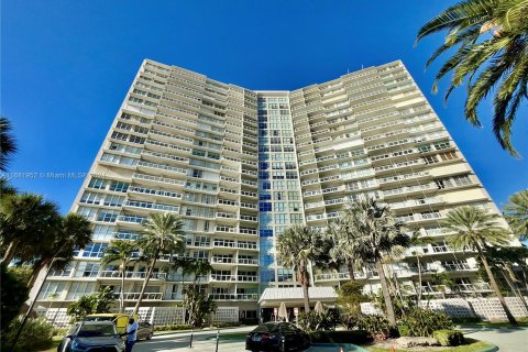 Condominio en venta en Miami, Florida, 1 dormitorio, 94.02 m2 № 1413918 - foto 15