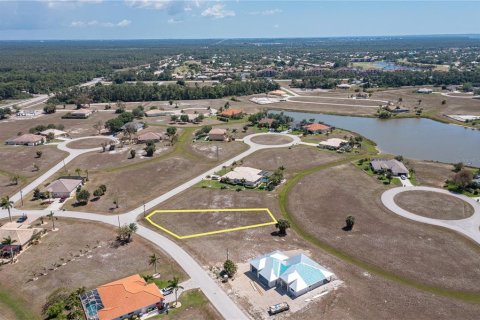 Terreno en venta en Punta Gorda, Florida № 445045 - foto 6