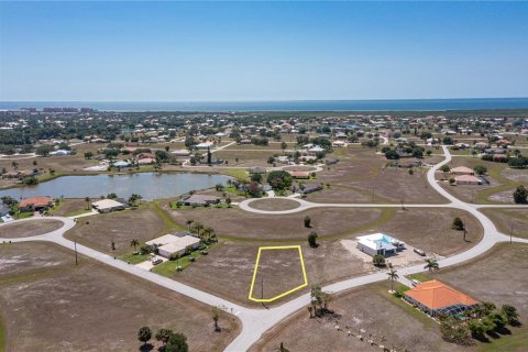 Terreno en venta en Punta Gorda, Florida № 445045 - foto 3