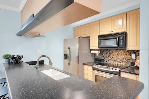 Condo in Tampa, Florida, 3 bedrooms  № 1415109 - photo 5