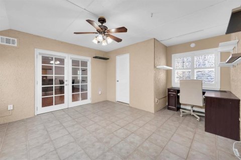 Condo in Tampa, Florida, 3 bedrooms  № 1415109 - photo 12