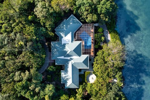 Casa en venta en Key Largo, Florida, 12 dormitorios, 485.04 m2 № 1007284 - foto 18