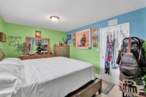 Купить таунхаус в Майами, Флорида 4 спальни, 103.49м2, № 997862 - фото 13
