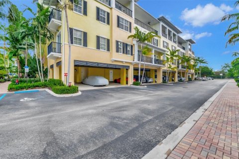 Condo in Delray Beach, Florida, 3 bedrooms  № 1329626 - photo 2