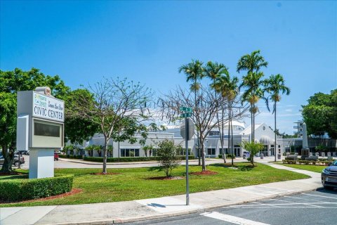 Immobilier commercial à vendre à Pompano Beach, Floride: 168.71 m2 № 1168895 - photo 10
