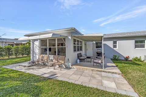 Villa ou maison à vendre à Delray Beach, Floride: 2 chambres, 109.25 m2 № 1017105 - photo 3