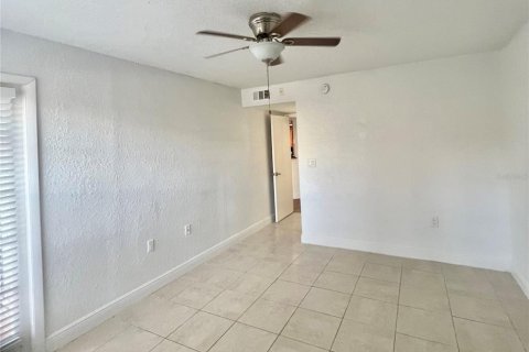 Condominio en venta en Orlando, Florida, 3 dormitorios, 107.58 m2 № 749055 - foto 23