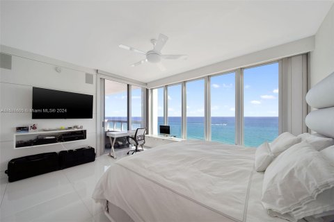 Condominio en venta en Miami Beach, Florida, 2 dormitorios, 119.84 m2 № 972215 - foto 2