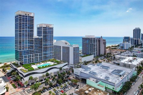 Condominio en venta en Miami Beach, Florida, 2 dormitorios, 119.84 m2 № 972215 - foto 26