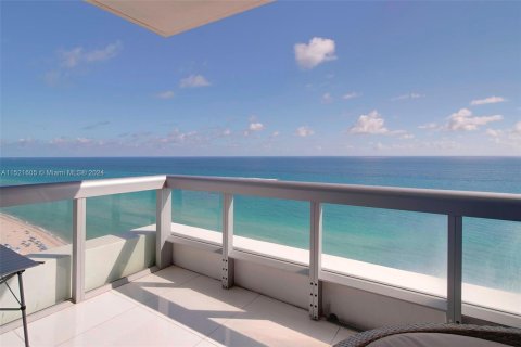 Condominio en venta en Miami Beach, Florida, 2 dormitorios, 119.84 m2 № 972215 - foto 11