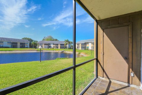 Copropriété à vendre à Stuart, Floride: 2 chambres, 96.06 m2 № 1141166 - photo 6