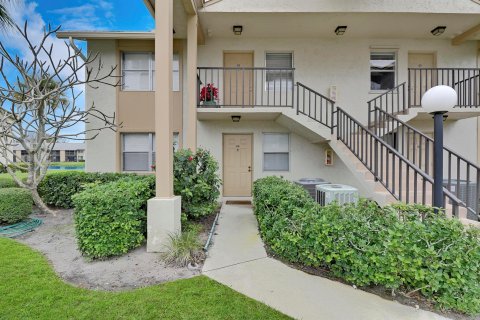 Condo in Stuart, Florida, 2 bedrooms  № 1141166 - photo 29