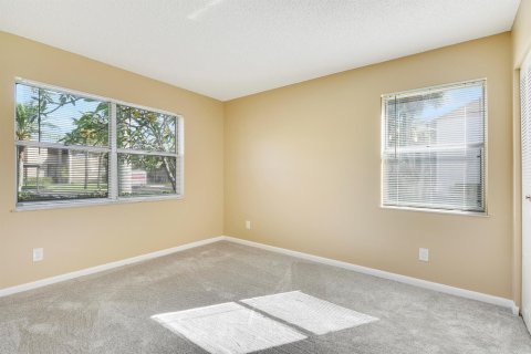 Condo in Stuart, Florida, 2 bedrooms  № 1141166 - photo 13