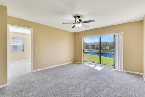 Condo in Stuart, Florida, 2 bedrooms  № 1141166 - photo 25