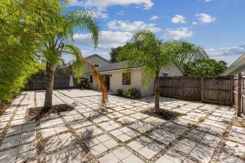 Villa ou maison à vendre à Kissimmee, Floride: 2 chambres, 107.67 m2 № 1317021 - photo 15