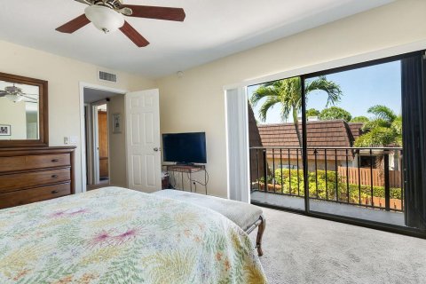 Townhouse in Stuart, Florida 2 bedrooms, 119.66 sq.m. № 1135413 - photo 28