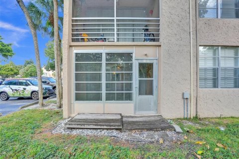 Condominio en venta en Davie, Florida, 2 dormitorios, 91.04 m2 № 818269 - foto 30