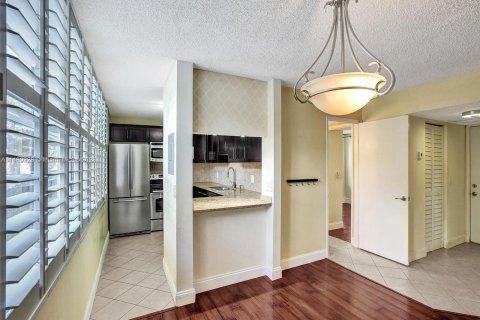 Condominio en venta en Davie, Florida, 2 dormitorios, 91.04 m2 № 818269 - foto 11
