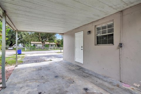 Casa en venta en Fort Lauderdale, Florida, 3 dormitorios, 107.02 m2 № 1380368 - foto 5