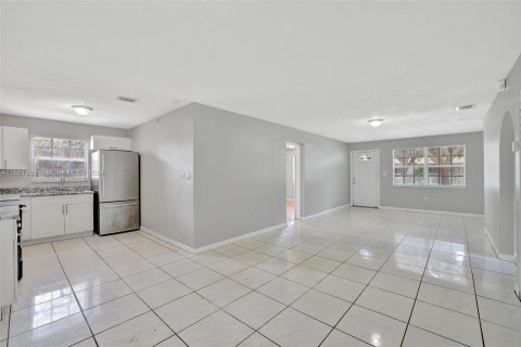 Casa en venta en Fort Lauderdale, Florida, 3 dormitorios, 107.02 m2 № 1380368 - foto 11