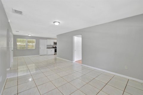 Casa en venta en Fort Lauderdale, Florida, 3 dormitorios, 107.02 m2 № 1380368 - foto 7