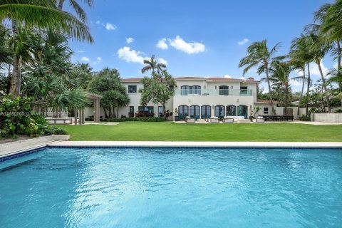 Villa ou maison à vendre à Golden Beach, Floride: 10 chambres, 1237.74 m2 № 825011 - photo 2