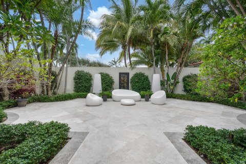 Villa ou maison à vendre à Golden Beach, Floride: 10 chambres, 1237.74 m2 № 825011 - photo 27