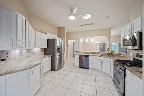 Casa en venta en The Villages, Florida, 3 dormitorios, 179.67 m2 № 1354025 - foto 13